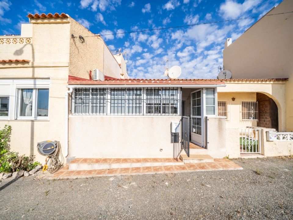 Rækkehus i La Marina, Alicante - foto 1
